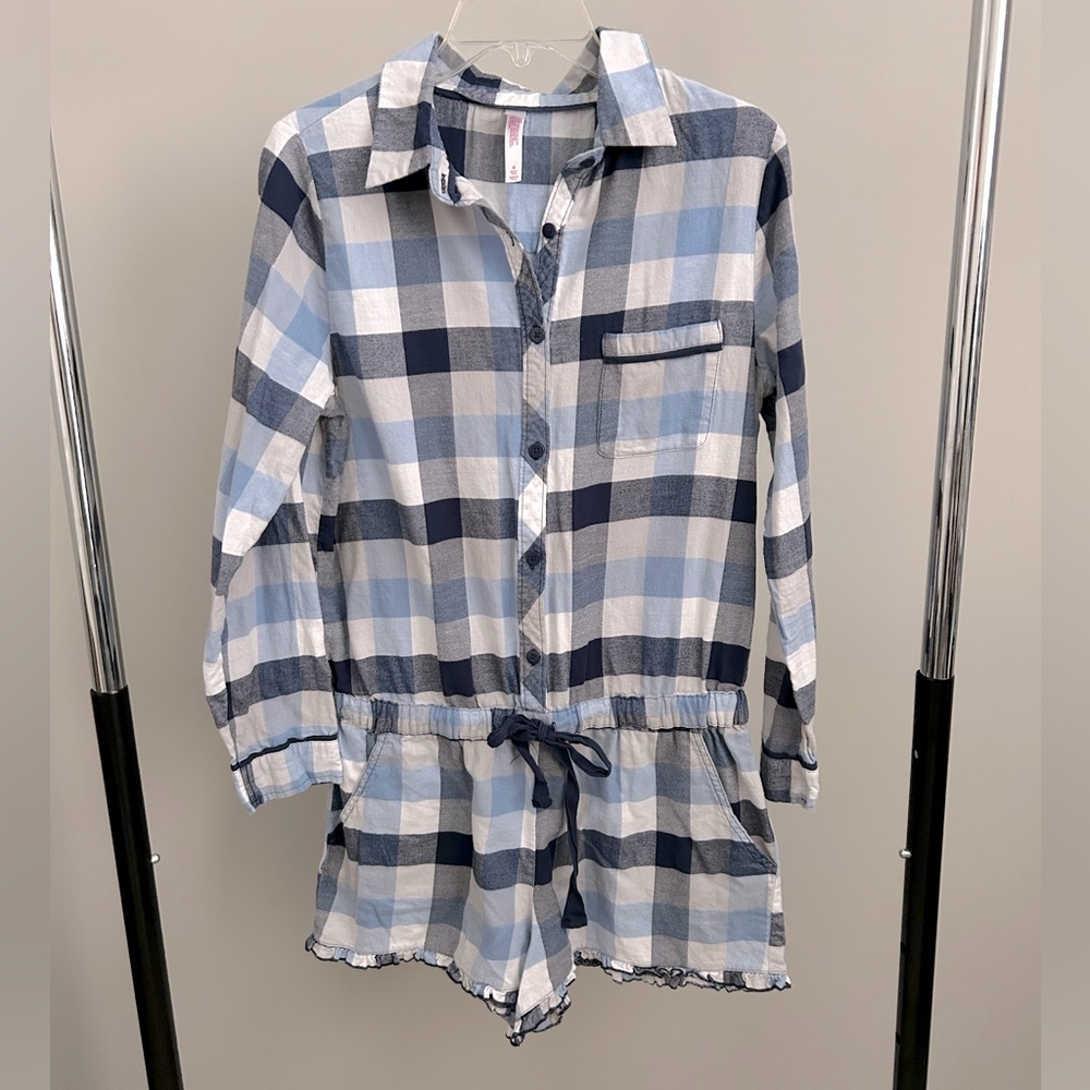 Xhilaration Sleepwear Women’s Blue Checkered Romper - Size M